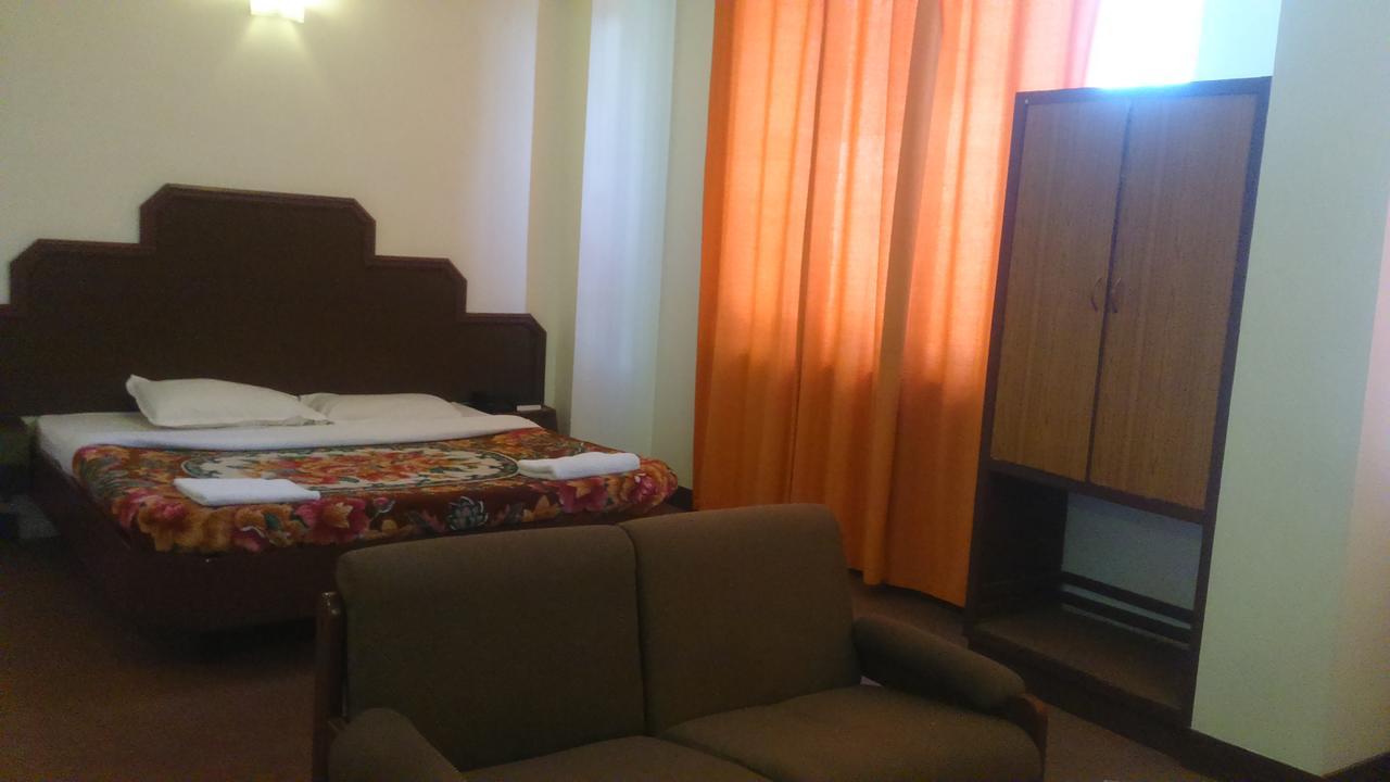 Hotel Blue Hills International Ooty Bagian luar foto