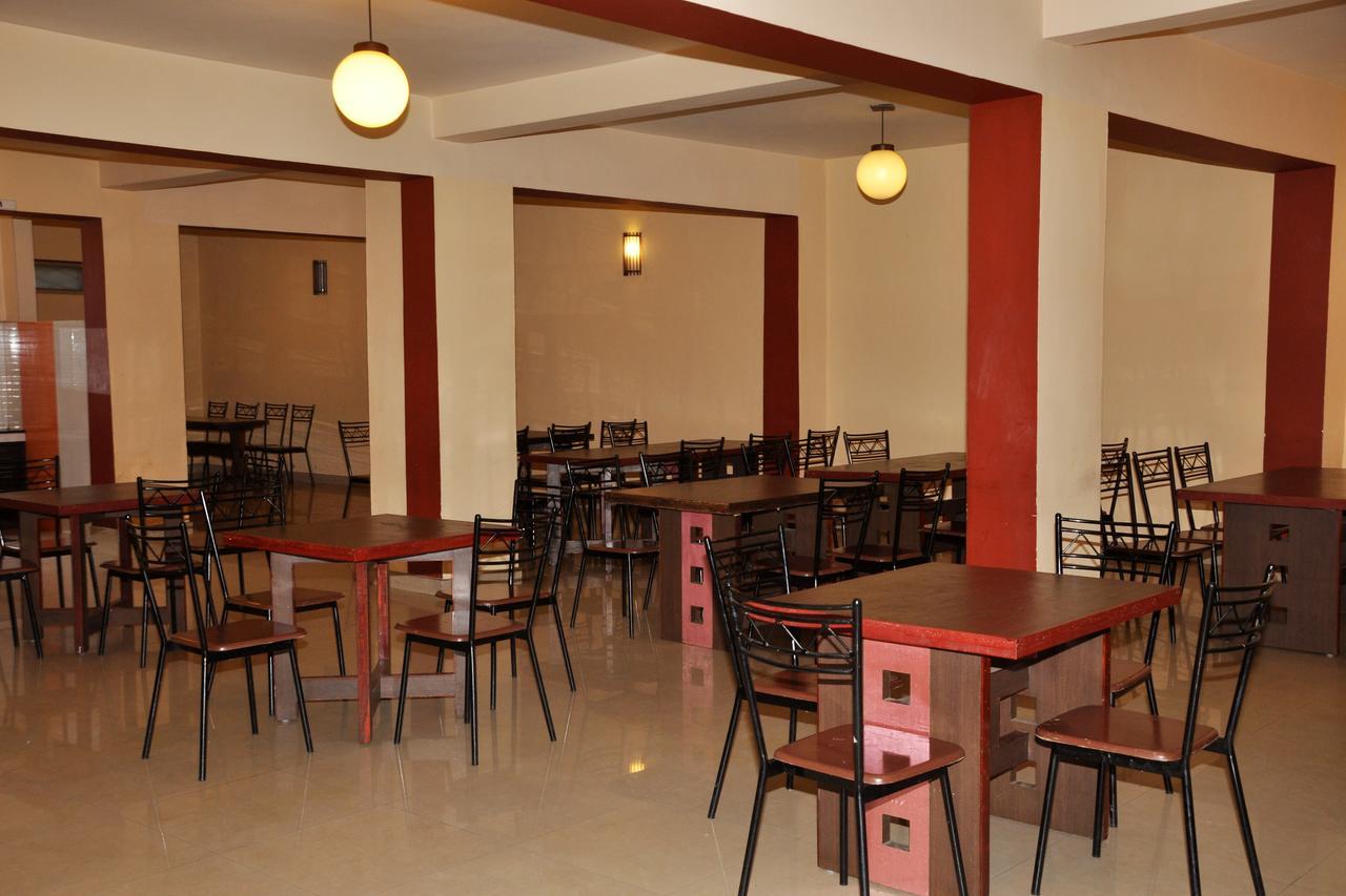 Hotel Blue Hills International Ooty Bagian luar foto