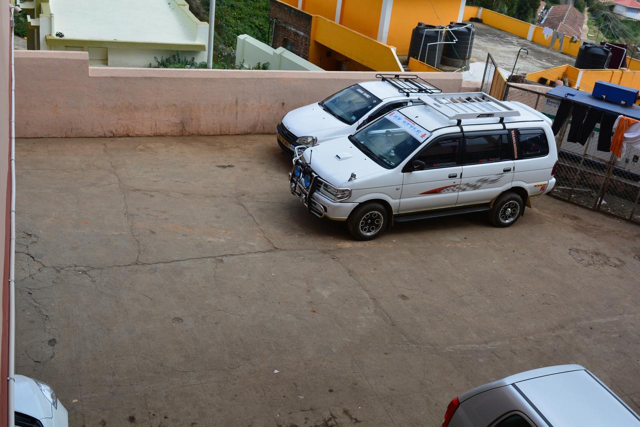Hotel Blue Hills International Ooty Bagian luar foto