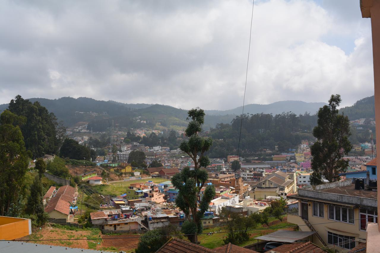 Hotel Blue Hills International Ooty Bagian luar foto