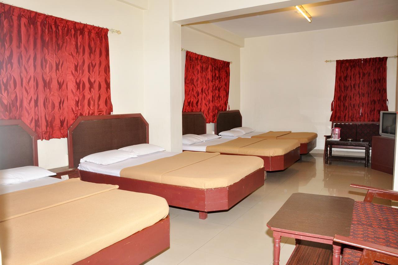 Hotel Blue Hills International Ooty Bagian luar foto