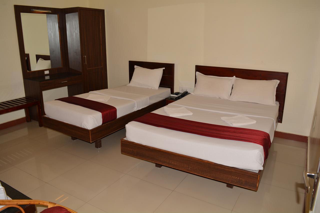 Hotel Blue Hills International Ooty Bagian luar foto
